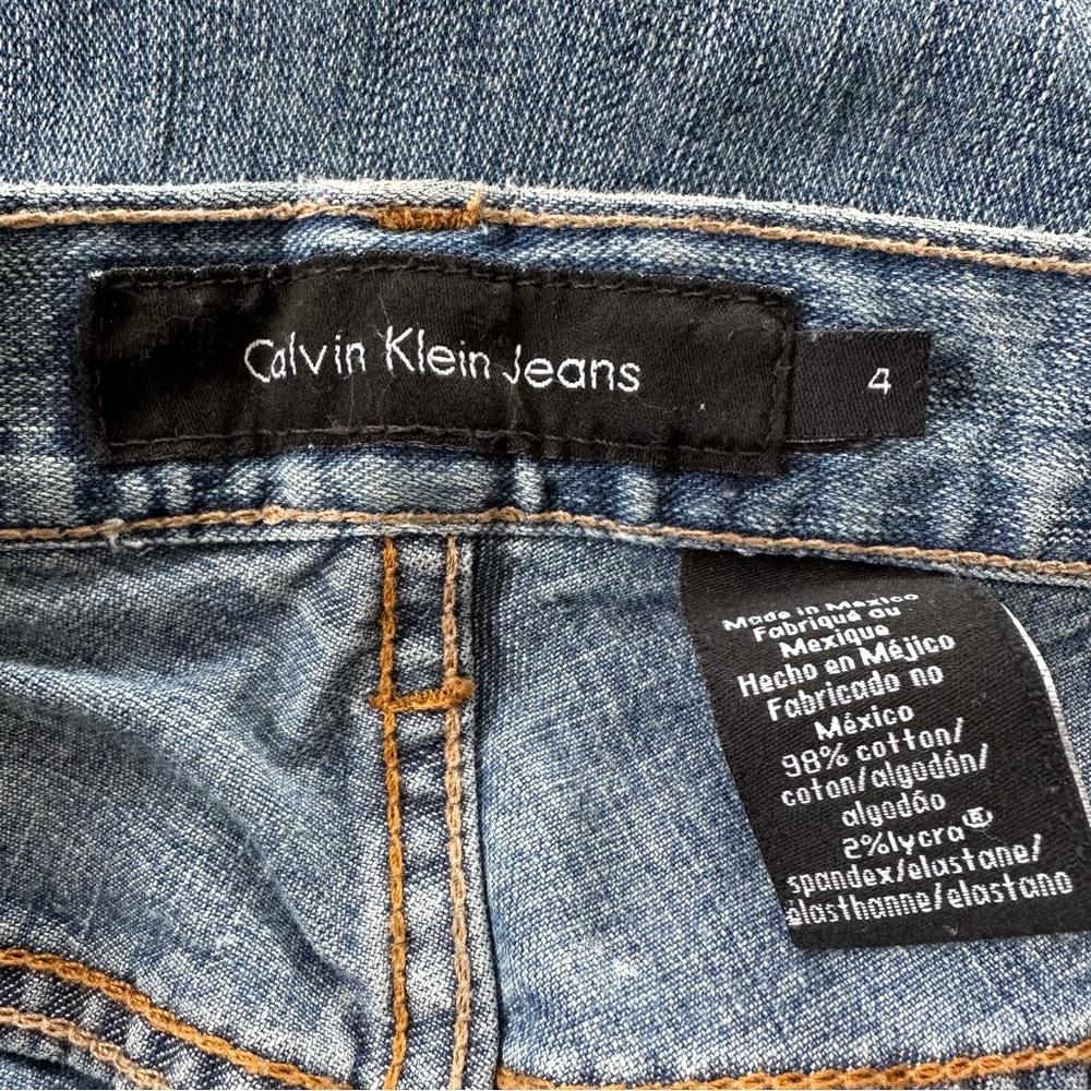 CALVIN KLIEN 90s Y2K Light Wash Cropped Capris - Picture 7 of 10